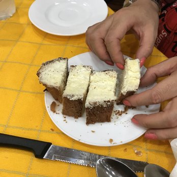 La Chata - Free Pan Dulce at the end of your meal! - Mexican Near Me - Guadalajara, JAL