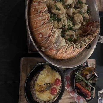 LA VACA TINTA - Lobster and sides - Argentine Near Me - Cabo San Lucas, BCS