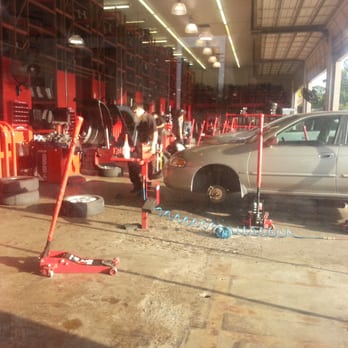 Discount Tire - Work area - Tires Near Me - Houston, Texas Discount Tire - Work area - Tires Near Me - Houston, Texas