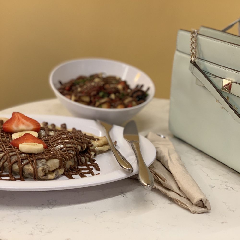 Nutella Cafe - Desserts Near Me - Chicago, Illinois Nutella Cafe - Desserts Near Me - Chicago, Illinois