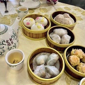 Golden Lake Pavilion - Dim Sum Near Me - Flushing, New York Golden Lake Pavilion - Dim Sum Near Me - Flushing, New York