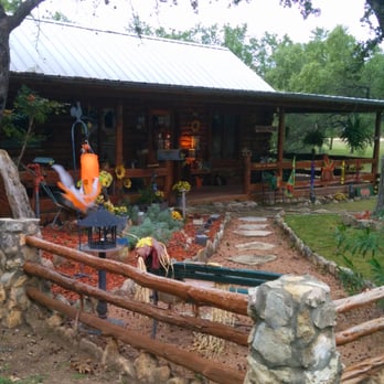 Rustic Ridge - Hotels Near Me - Canyon Lake, Texas