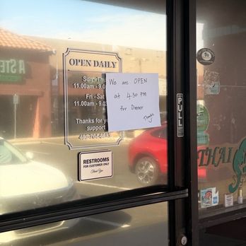 Thai Basil - Ahwatukee - Came and waited until 4:40 and they weren't open, hours online say 11am-9pm - Thai Near Me - Phoenix, Arizona