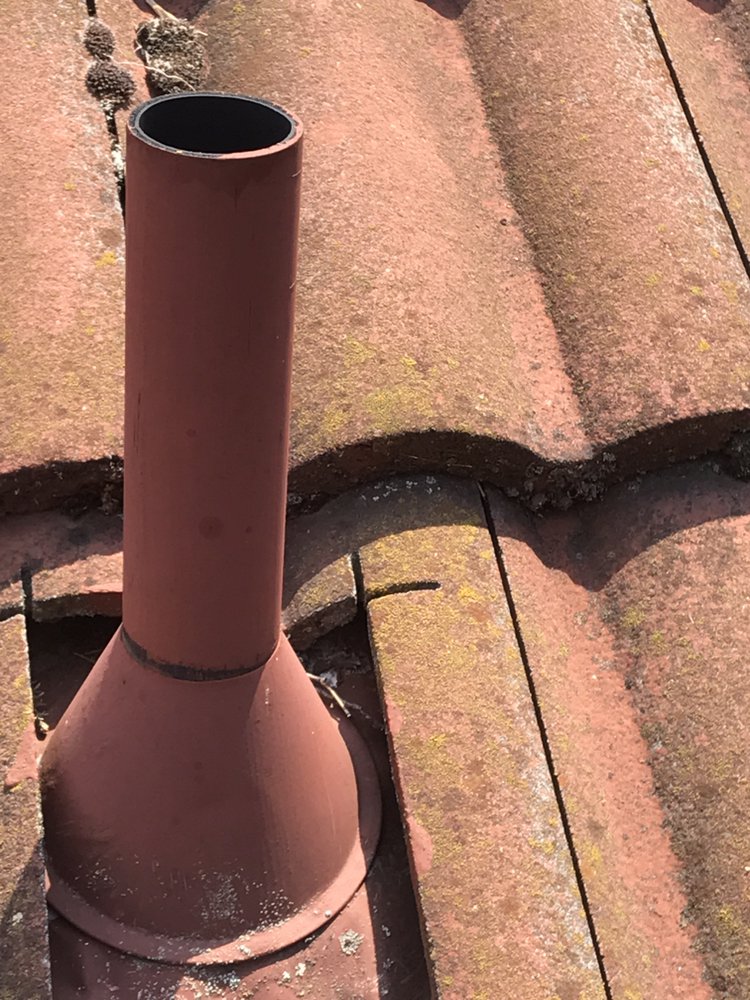 Slide of Alvaro's Roofing