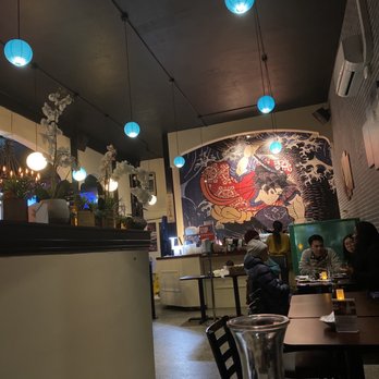 Tsui Sushi Bar - Sushi Bars Near Me - Seattle, Washington