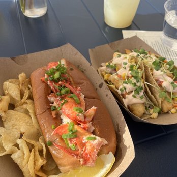 Farmers & Foragers - Lobster Roll, perch tacos - Food Trucks Near Me - Burlington, Vermont Farmers & Foragers - Lobster Roll, perch tacos - Food Trucks Near Me - Burlington, Vermont