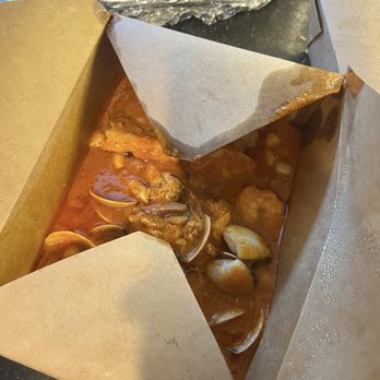 Moonstone Grill - Sad cioppino put in a box- smelled fishy over priced and had nothing it claimed to have in the description - Seafood Near Me - Trinidad, California