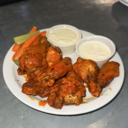 8 Wings 8 Wings