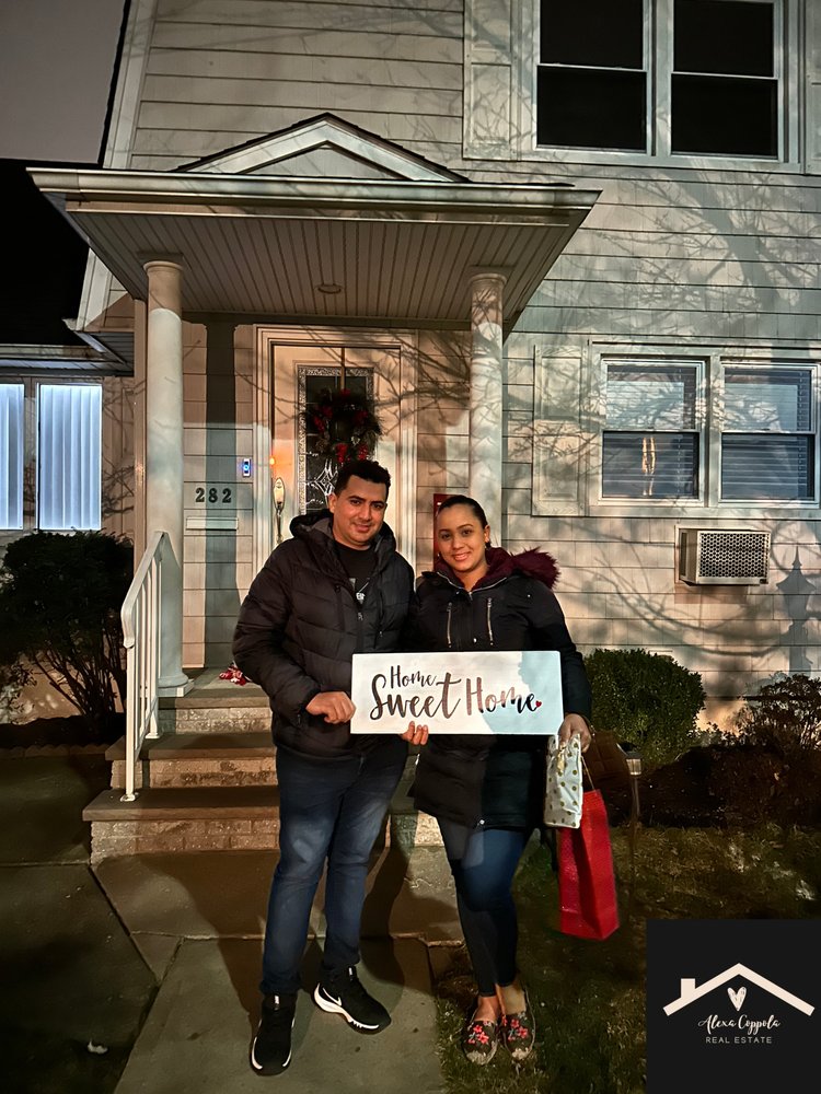 ALEXA COPPOLA COLDWELL BANKER 31 Photos 44 Franklin Ave