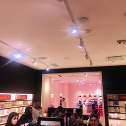 Victoria's Secret & PINK - VS side of store checkout