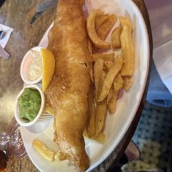 Garrick Bar - Fish and chips