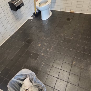 Tiffy's Cleaning Services - Home Cleaning Near Me Tiffy's Cleaning Services - Home Cleaning Near Me