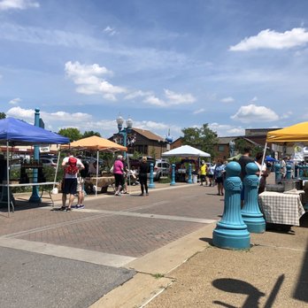 Carnegie Farmers Market - farmers selling their produce - Farmers Market Near Me - Carnegie, Pennsylvania Carnegie Farmers Market - farmers selling their produce - Farmers Market Near Me - Carnegie, Pennsylvania