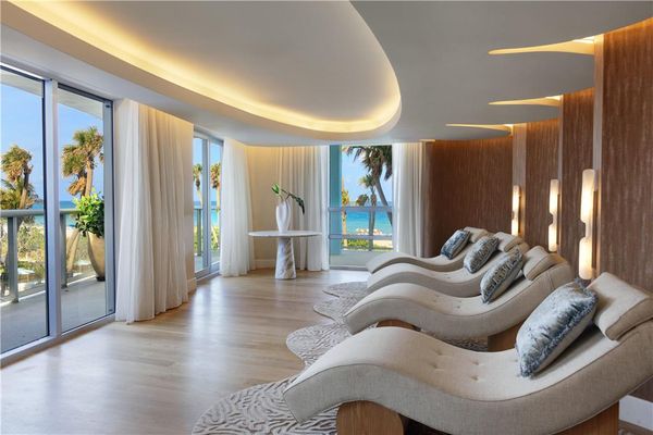 Andaz Miami Beach, by Hyatt by null