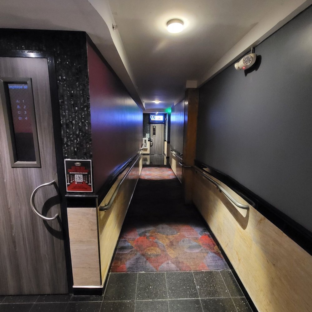 CineLux Almaden Cinema - Cinema Near Me - San Jose, California CineLux Almaden Cinema - Cinema Near Me - San Jose, California