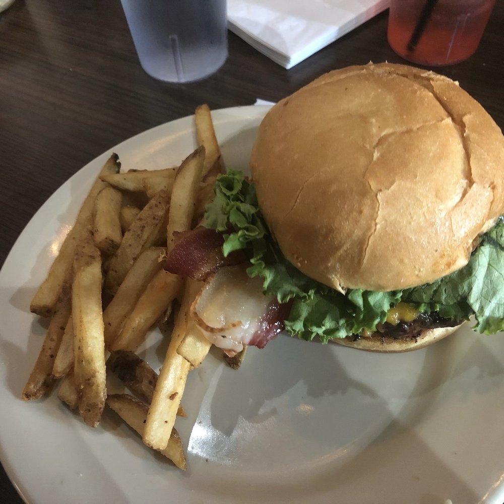 The Yarde Tavern - Bacon cheese burger - American Near Me - Enfield, Connecticut The Yarde Tavern - Bacon cheese burger - American Near Me - Enfield, Connecticut