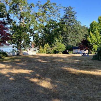 Chevy Chase Beach Cabins - More land views - Hotels Near Me - Port Townsend, Washington