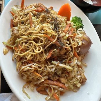Wakaba - Sushi Bars Near Me - Deerfield, Illinois