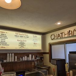 Kream N' Kone Restaurant - Ice cream counter