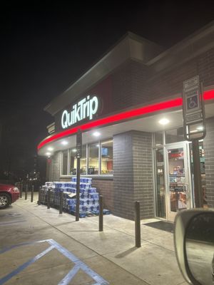 QuikTrip by null