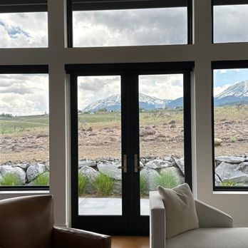 Reno Tahoe Window Cleaning - Fabulously clean windows! - Window Washing Near Me - Reno, Nevada Reno Tahoe Window Cleaning - Fabulously clean windows! - Window Washing Near Me - Reno, Nevada