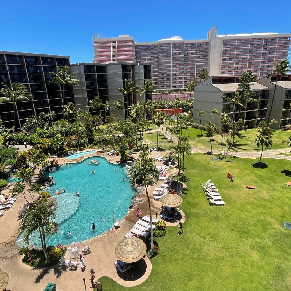 Maui Paradise Properties - Kaanapali Shores Pool view from lanai Unit #613 - Vacation Rental Agents Near Me - Lahaina, Hawaii Maui Paradise Properties - Kaanapali Shores Pool view from lanai Unit #613 - Vacation Rental Agents Near Me - Lahaina, Hawaii