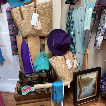 Diva Usa - Accessories - Women's Clothing Near Me - New Hartford, Connecticut