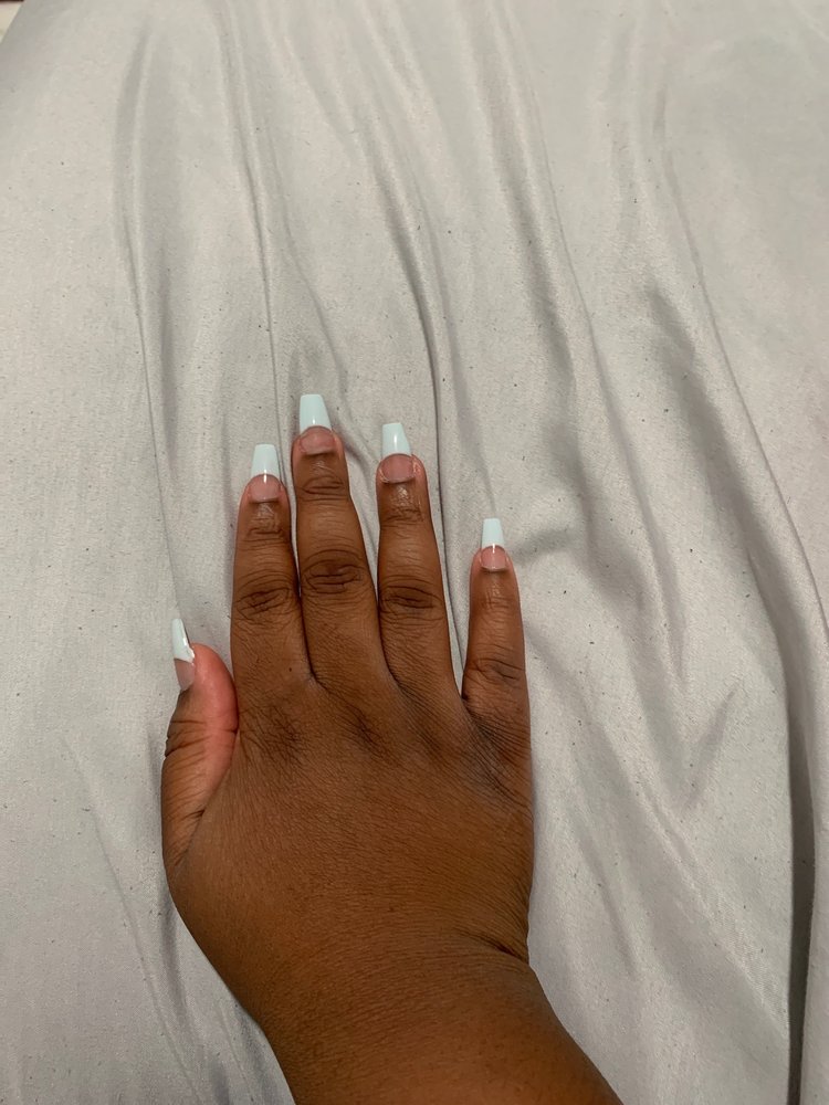 DA VI NAILS Updated October 2024 2101 S Parrott Ave, Okeechobee