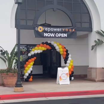 Diana's Elegant Balloons - Beautiful balloon arch for yoga studio opening - Balloon Services Near Me - Buena Park, California Diana's Elegant Balloons - Beautiful balloon arch for yoga studio opening - Balloon Services Near Me - Buena Park, California