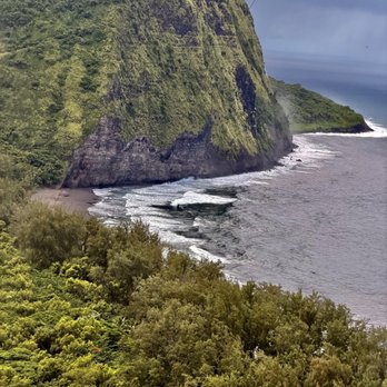 Waipio Valley Shuttle - Black sand beach of Waipi'o Valley - Tours Near Me - Honokaa, Hawaii