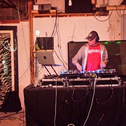 Art In - Hip hop DJ.