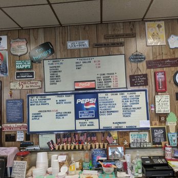 Penn-Gold Ice Cream - menus on the wall - Ice Cream & Frozen Yogurt Near Me - Harrisville, Pennsylvania