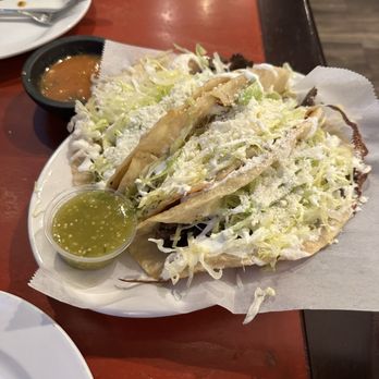 El Aguila Dorada - Mexican Quesadilla, my favorite dish. Always delicious. - Mexican Near Me - Bayonne, New Jersey