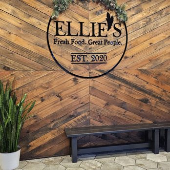Ellie's Farmhouse - Breakfast & Brunch Near Me - Southington, Connecticut