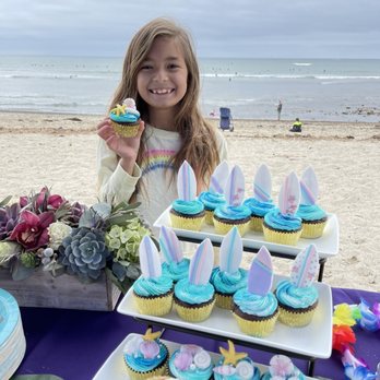 Happily Ever After Desserts - Surf Club Birthday cupcakes - Custom Cakes Near Me Happily Ever After Desserts - Surf Club Birthday cupcakes - Custom Cakes Near Me