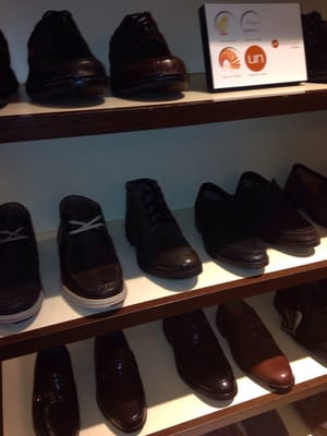 bostonian shoe store locations