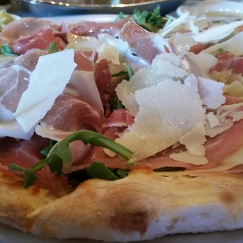 Il Fornaio - Cristina with added artichoke - Italian Near Me - Corte Madera, California Il Fornaio - Cristina with added artichoke - Italian Near Me - Corte Madera, California
