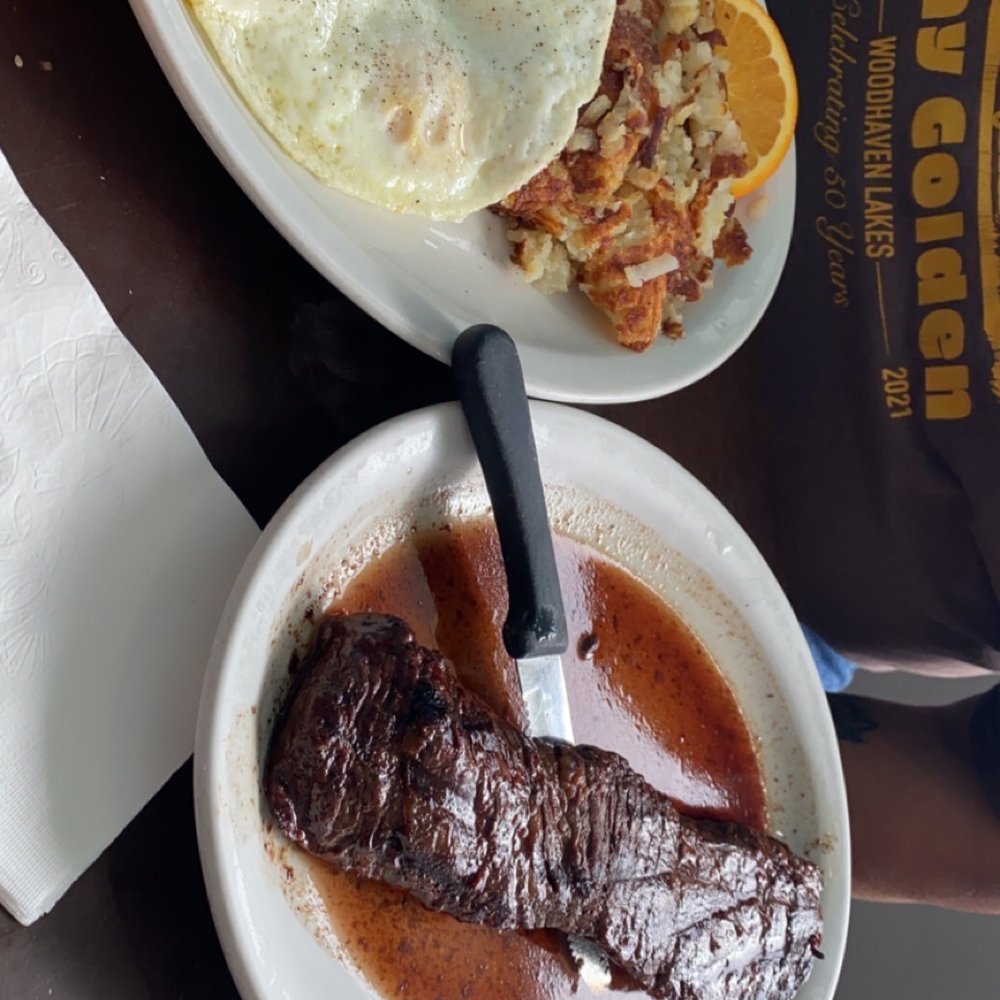 Skirt steak medium eggs hash browns Skirt steak medium eggs hash browns