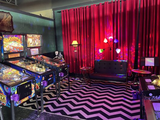 Damn Fine Pizza by null