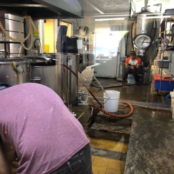 Cerveceria Tres Islas - Breweries Near Me - Mazatlán, SIN