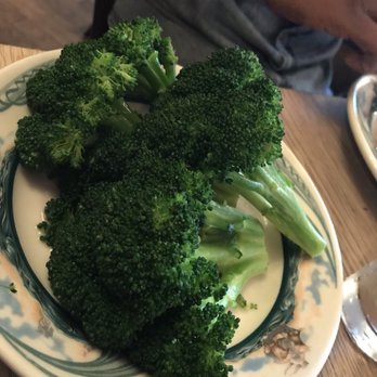Peter Luger - Fresh Broccoli - Steakhouses Near Me - Brooklyn, New York