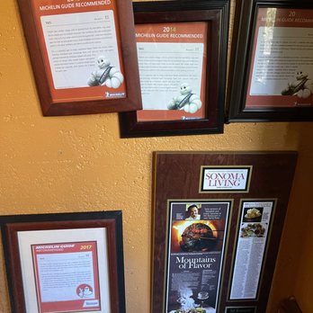 Yeti Restaurant - Michelin recommended awards at Yeti Restaurant in Glen Ellen. - Indian Near Me - Glen Ellen, California
