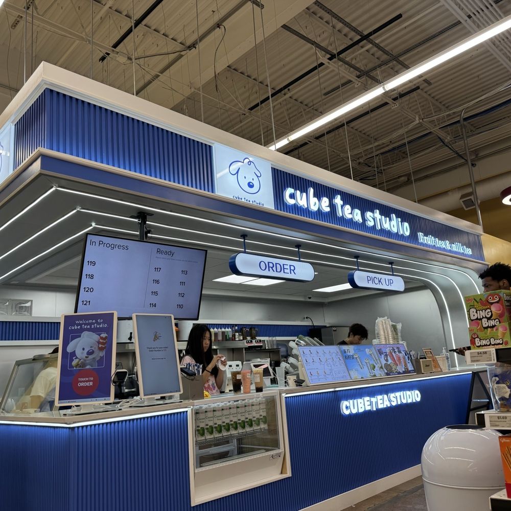 Cube Tea Studio - Interior (can order on digital kiosk or with cashier!) - Bubble Tea Near Me - Manchester, Missouri Cube Tea Studio - Interior (can order on digital kiosk or with cashier!) - Bubble Tea Near Me - Manchester, Missouri