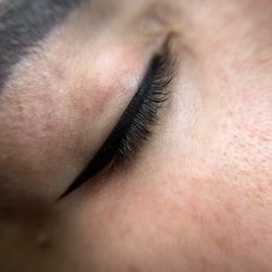 Permanent eyeliner