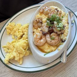 Shrimp & Grits Shrimp & Grits