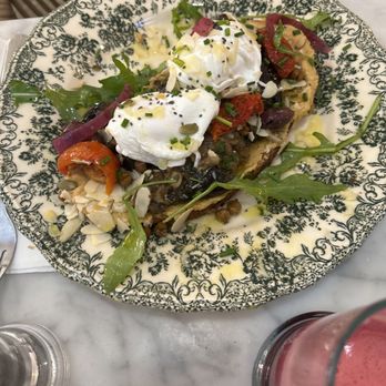 Azur café - Mediterranen Toast - Breakfast & Brunch Near Me - Paris