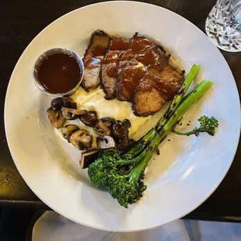 Milestone - Tri Tip with mashed potatoes - American Near Me - El Dorado Hills, California Milestone - Tri Tip with mashed potatoes - American Near Me - El Dorado Hills, California