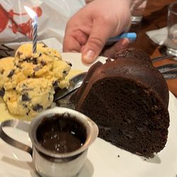 Weber Grill Cooking School - Chocolate cake and ice cream