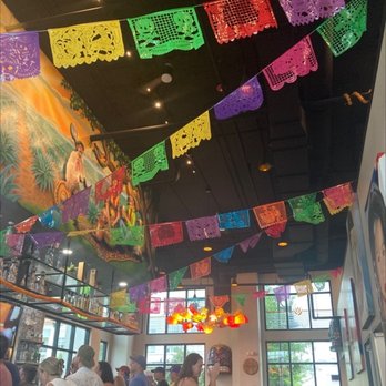 VIVA Tacos & Tequila - Interior - Mexican Near Me - Charleston, South Carolina VIVA Tacos & Tequila - Interior - Mexican Near Me - Charleston, South Carolina