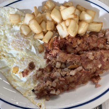 Hangar Cafe - Cafes Near Me - Chandler, Arizona
